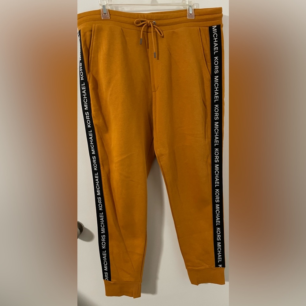 Michael Kors Men’s Mustard joggers sweatpants Sz.XL